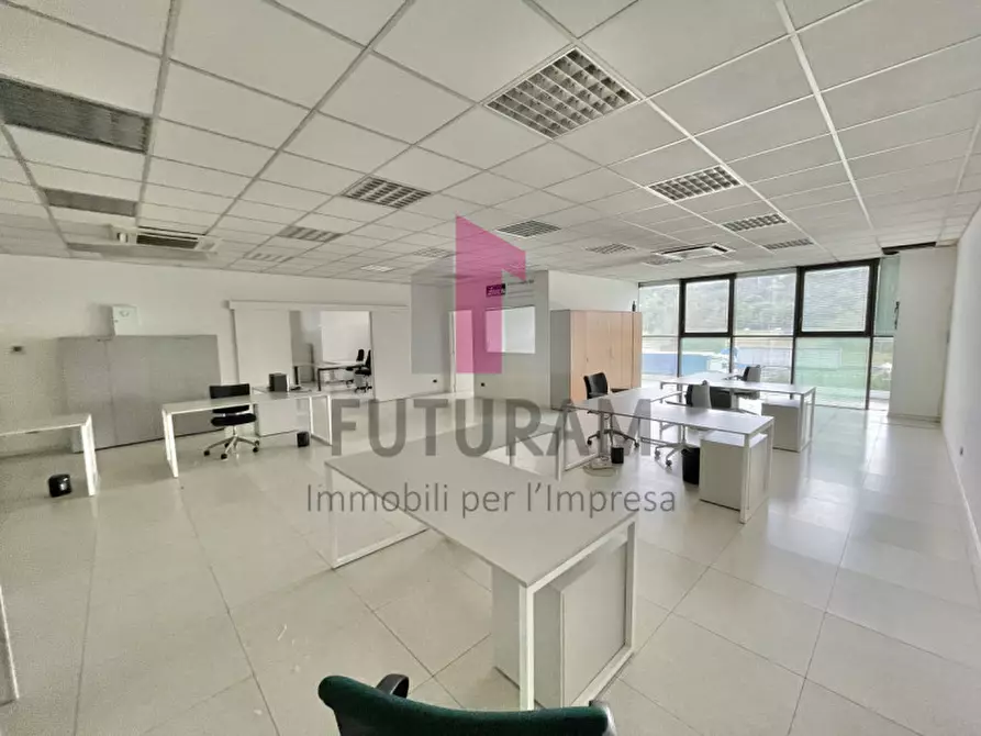 Immagine 18 di Ufficio in affitto  a Altavilla Vicentina
