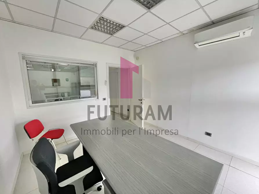 Immagine 29 di Ufficio in affitto  a Altavilla Vicentina