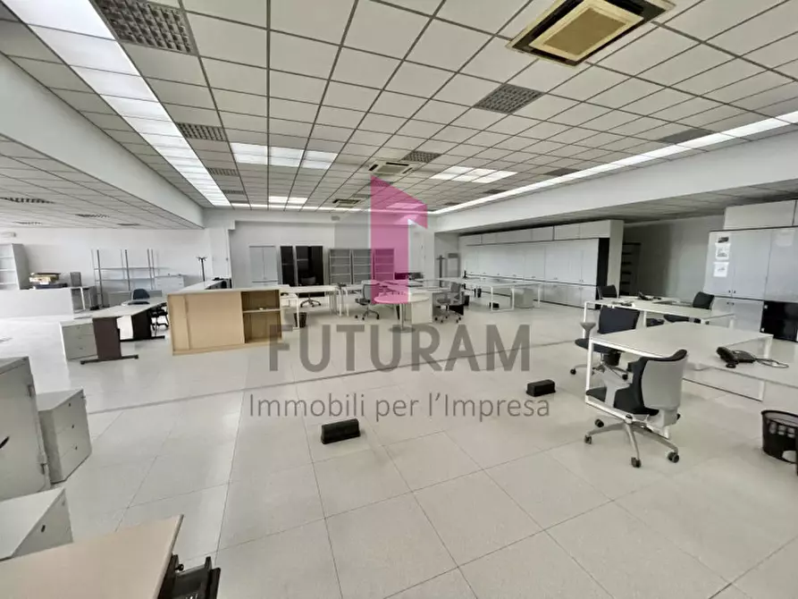 Immagine 10 di Ufficio in affitto  a Altavilla Vicentina