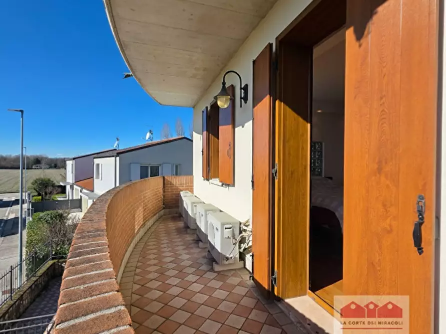 Immagine 10 di Casa bifamiliare in vendita  in Strada di Bertesina a Vicenza