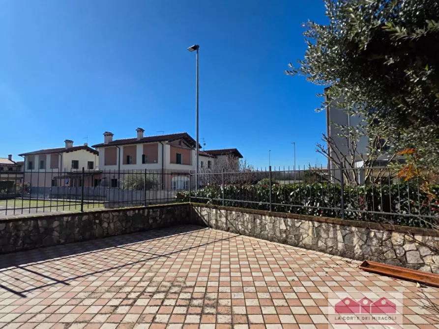 Immagine 31 di Casa bifamiliare in vendita  in Strada di Bertesina a Vicenza