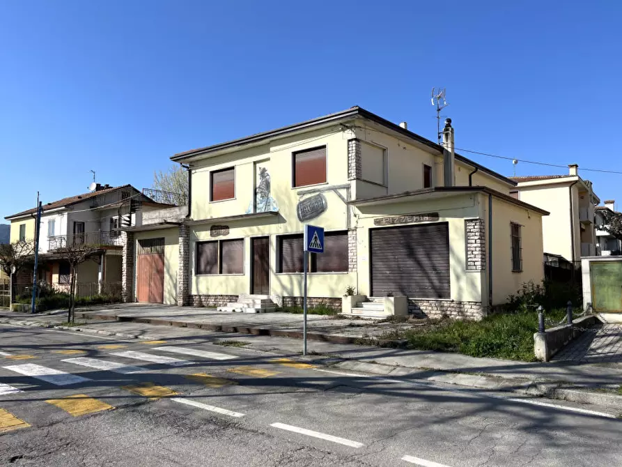 Immagine 1 di Attività commerciale in vendita  in Via Ore a Barbarano Mossano