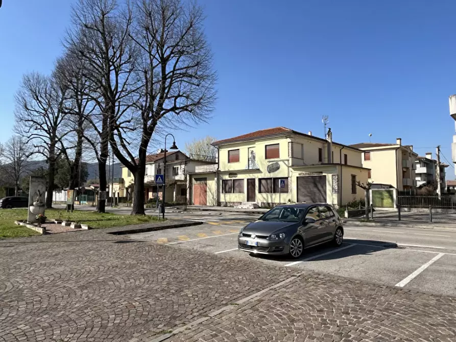 Immagine 10 di Attività commerciale in vendita  in Via Ore a Barbarano Mossano