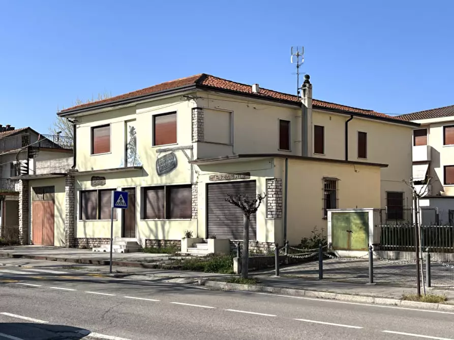 Immagine 11 di Attività commerciale in vendita  in Via Ore a Barbarano Mossano