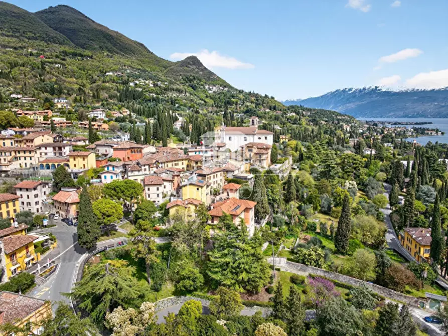Immagine 3 di Villetta a schiera in vendita  in Via Largo Landi a Gardone Riviera