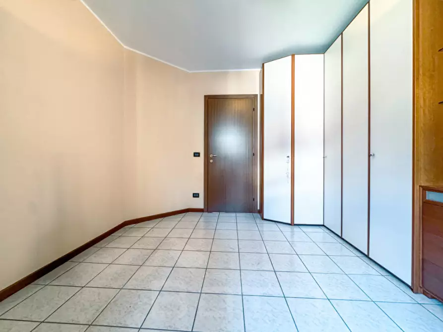 Immagine 20 di Appartamento in vendita  in Via IV Novembre 27 a Borgomanero