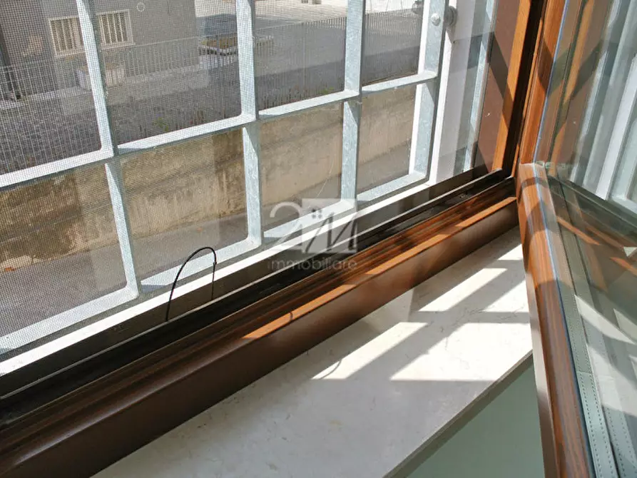 Immagine 14 di Negozio in affitto  in Via IX Maggio a Nogarole Rocca