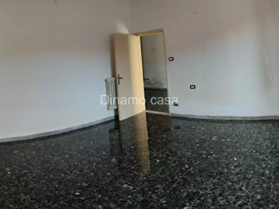 Immagine 4 di Casa indipendente in vendita  in Via del Borrino a Prato