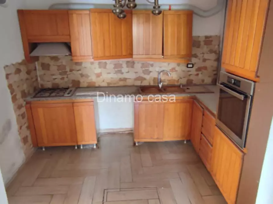 Immagine 15 di Casa indipendente in vendita  in Via del Borrino a Prato