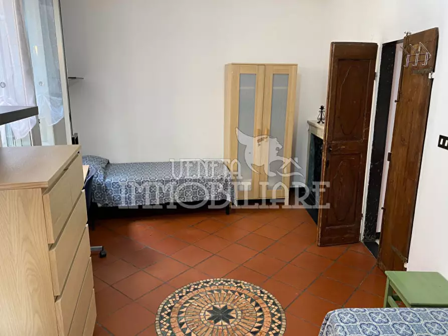 Immagine 17 di Appartamento in vendita  in via balbi a Genova