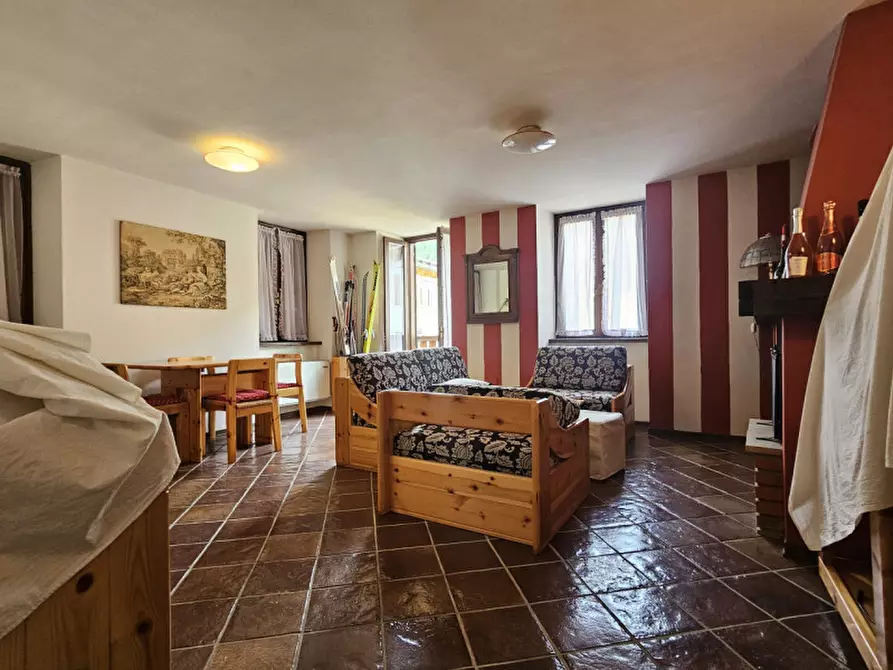 Immagine 5 di Appartamento in vendita  in Via dei Gallina a Pellizzano