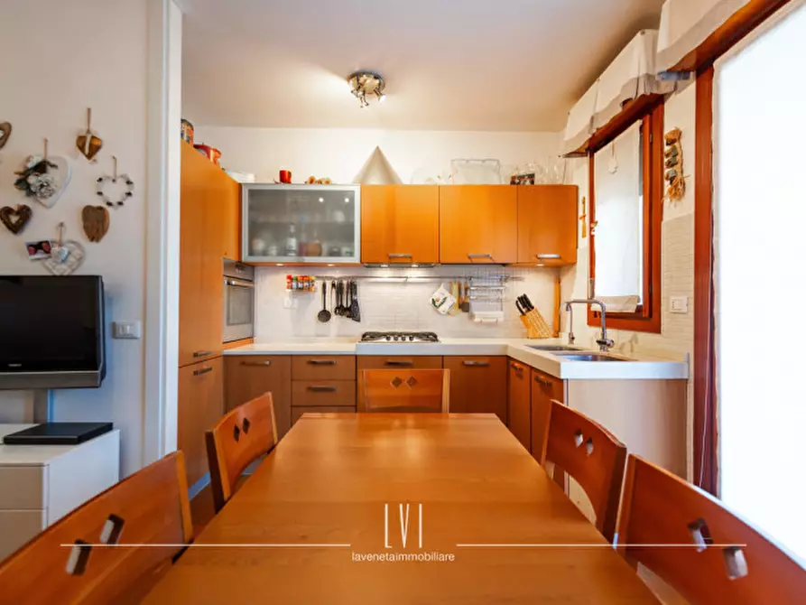 Immagine 6 di Appartamento in vendita  in via allende 45 a Santo Stino Di Livenza