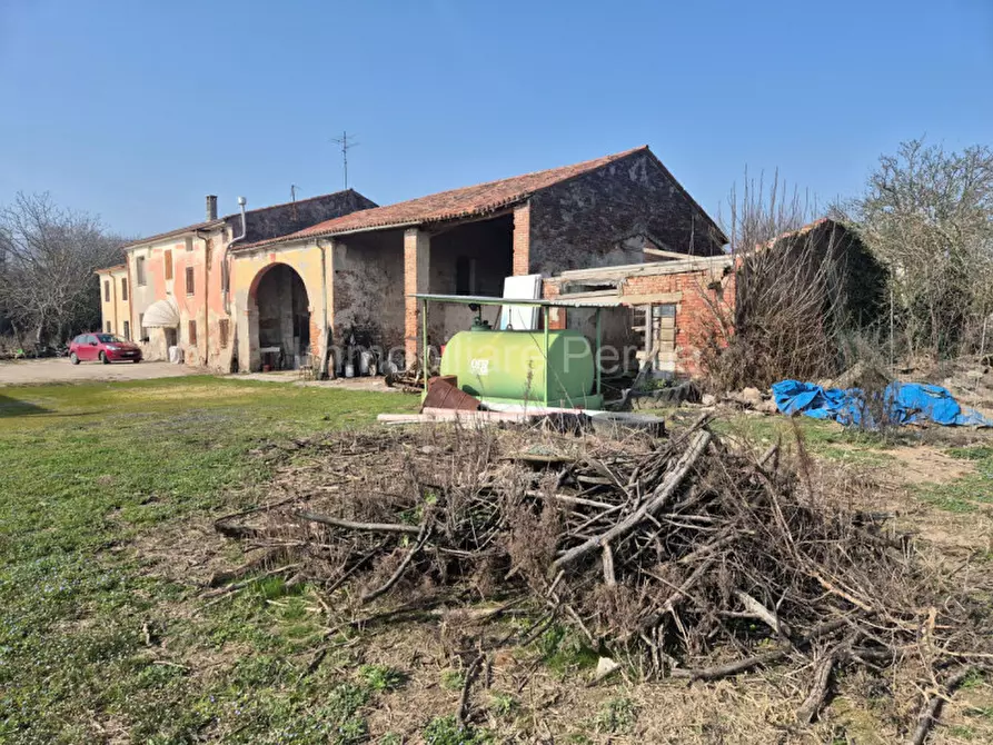 Immagine 2 di Rustico / casale in vendita  in Via Cortina a Erbé