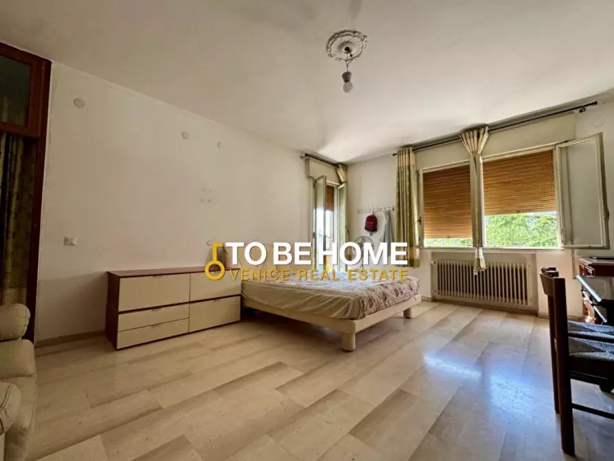 Immagine 10 di Appartamento in vendita  in Via Circonvallazione a Venezia