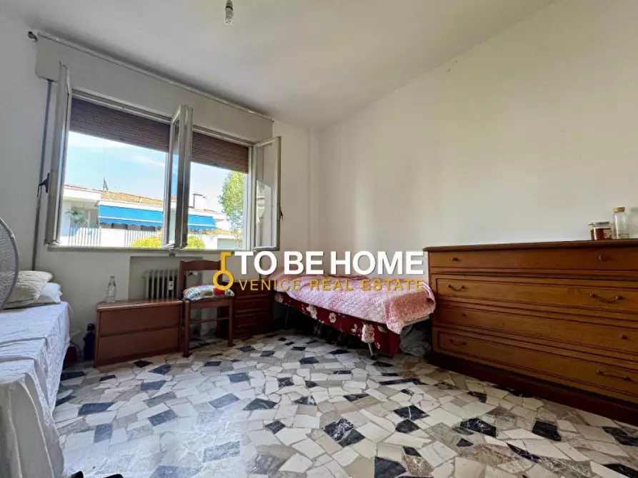 Immagine 19 di Appartamento in vendita  in Via Circonvallazione a Venezia