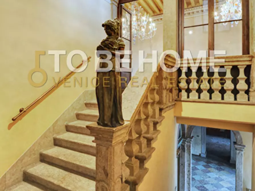 Immagine 27 di Palazzo in vendita  in Via Orazio Marinali a Bassano Del Grappa