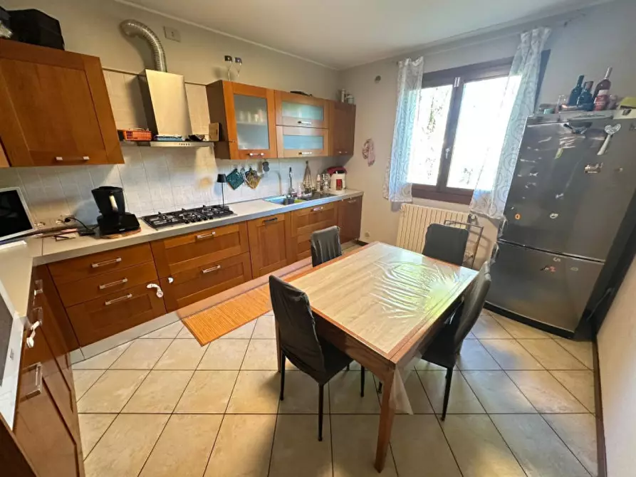 Immagine 5 di Appartamento in vendita  in Via Ungaretti a Villafranca Padovana