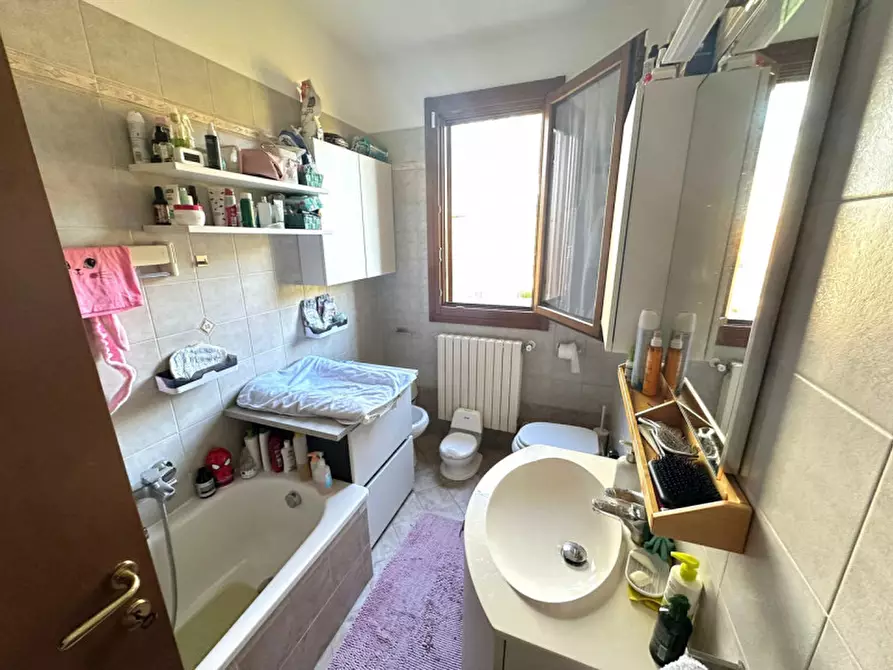 Immagine 13 di Appartamento in vendita  in Via Ungaretti a Villafranca Padovana