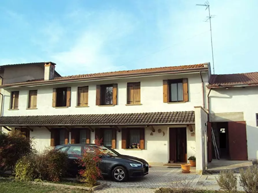 Immagine 1 di Villetta a schiera in vendita  in Via Castella a Mansuè