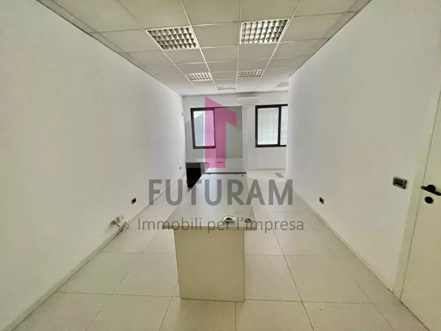 Immagine 2 di Ufficio in affitto  a Altavilla Vicentina