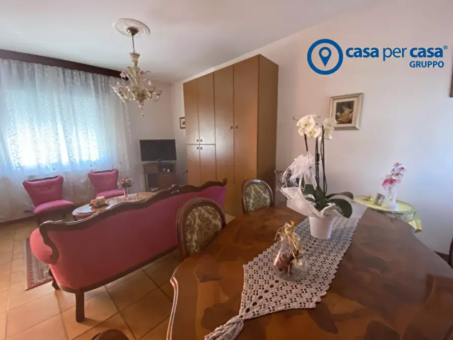 Immagine 19 di Casa bifamiliare in vendita  in Via Ugo Foscolo a Porto Viro