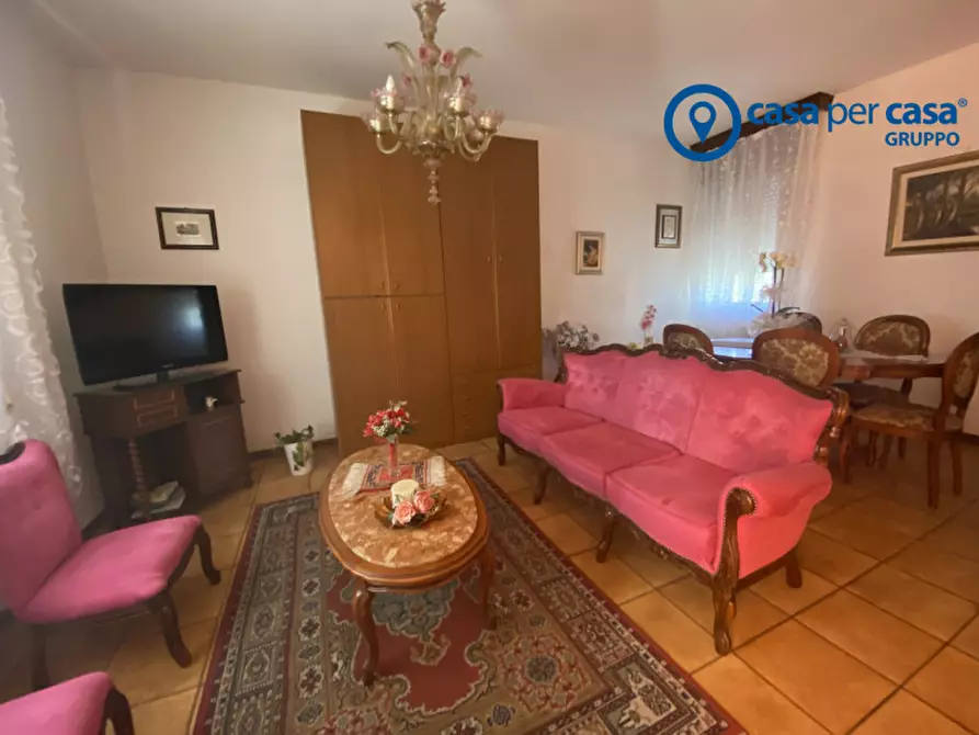 Immagine 21 di Casa bifamiliare in vendita  in Via Ugo Foscolo a Porto Viro