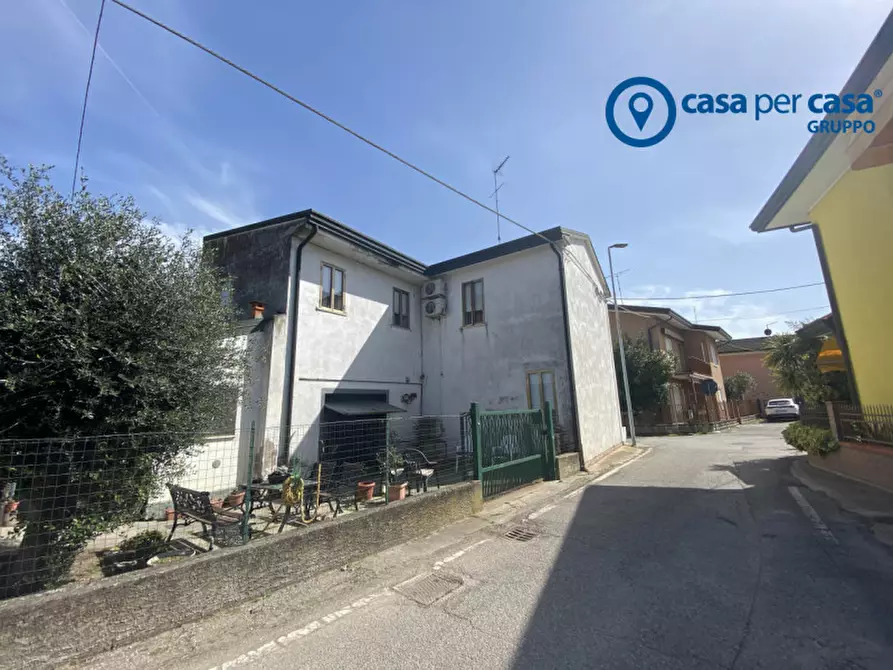 Immagine 52 di Casa bifamiliare in vendita  in Via Ugo Foscolo a Porto Viro