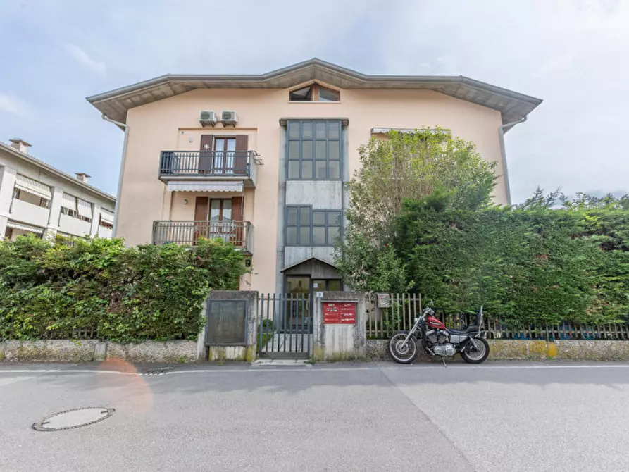 Immagine 25 di Appartamento in vendita  in Via Federico della Scala a San Pietro In Cariano