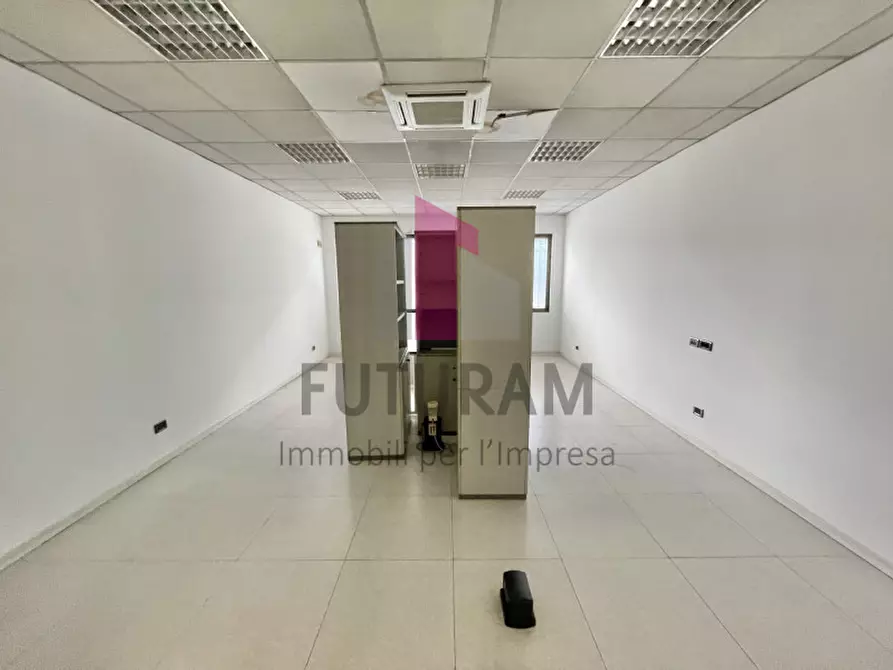Immagine 2 di Ufficio in affitto  a Altavilla Vicentina