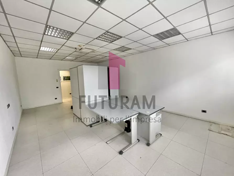 Immagine 8 di Ufficio in affitto  a Altavilla Vicentina
