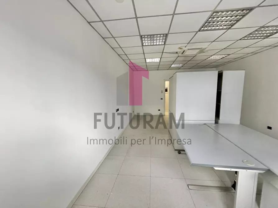 Immagine 10 di Ufficio in affitto  a Altavilla Vicentina