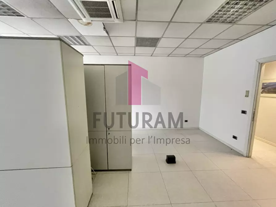 Immagine 14 di Ufficio in affitto  a Altavilla Vicentina