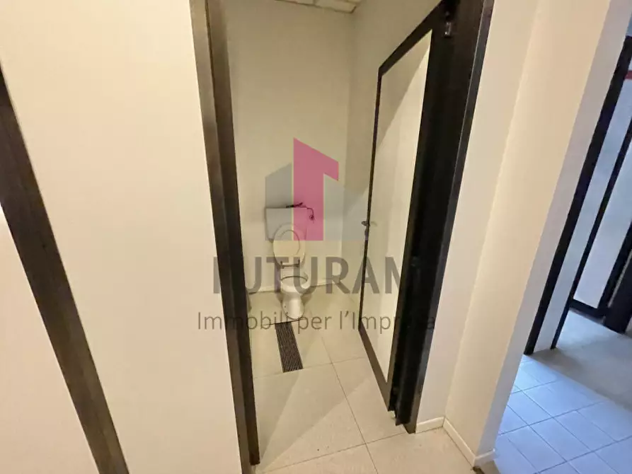 Immagine 18 di Ufficio in affitto  a Altavilla Vicentina