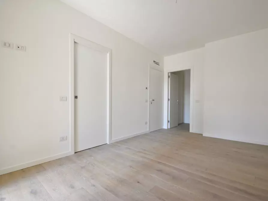Immagine 12 di Appartamento in vendita  a Verona