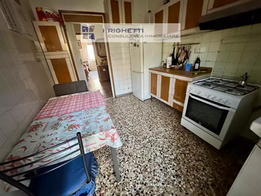 Immagine 6 di Appartamento in vendita  in via Antonio Oliosi a Verona