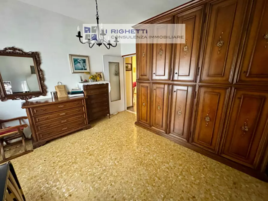 Immagine 11 di Appartamento in vendita  in via Antonio Oliosi a Verona