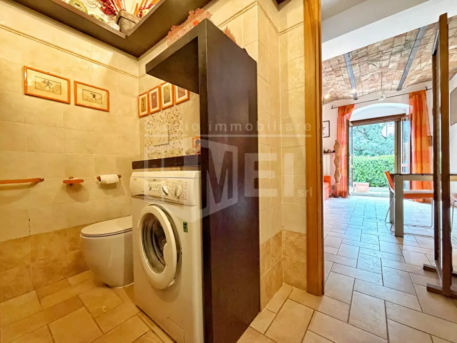 Immagine 12 di Appartamento in vendita  in Via Arturo Conti 5 a Livorno