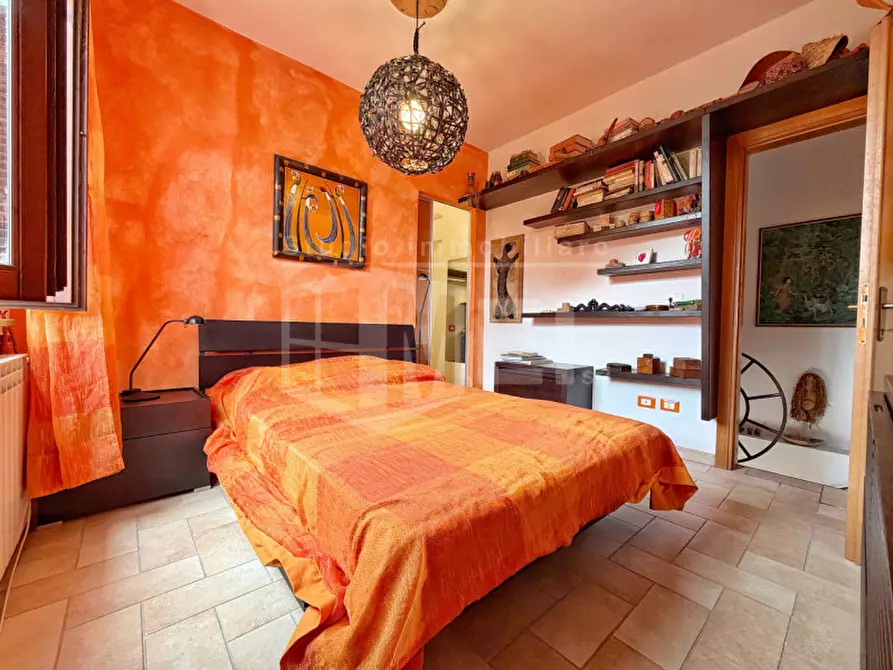Immagine 19 di Appartamento in vendita  in Via Arturo Conti 5 a Livorno