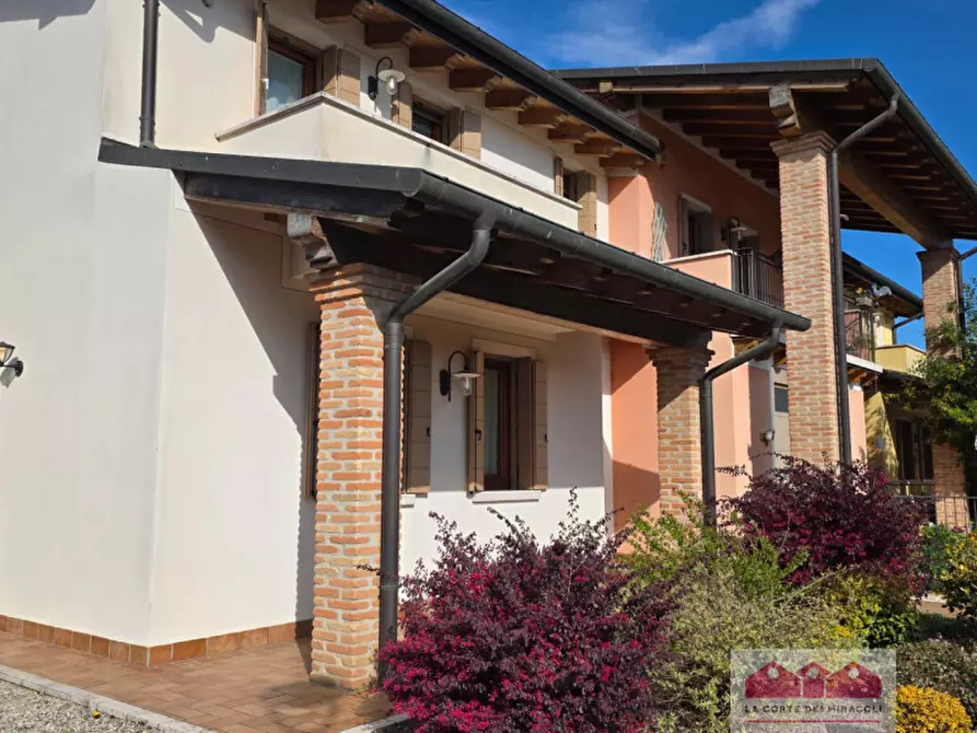 Immagine 4 di Villetta a schiera in vendita  in Via Palladio a Quinto Vicentino