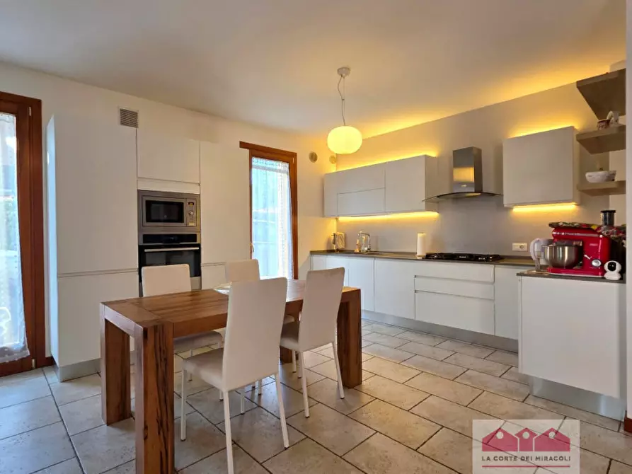 Immagine 10 di Villetta a schiera in vendita  in Via Palladio a Quinto Vicentino