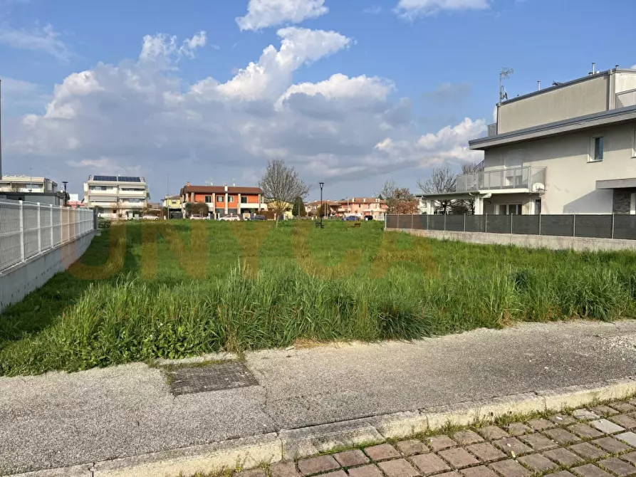 Immagine 3 di Terreno in vendita  in Via M. Buonarroti a Mestrino