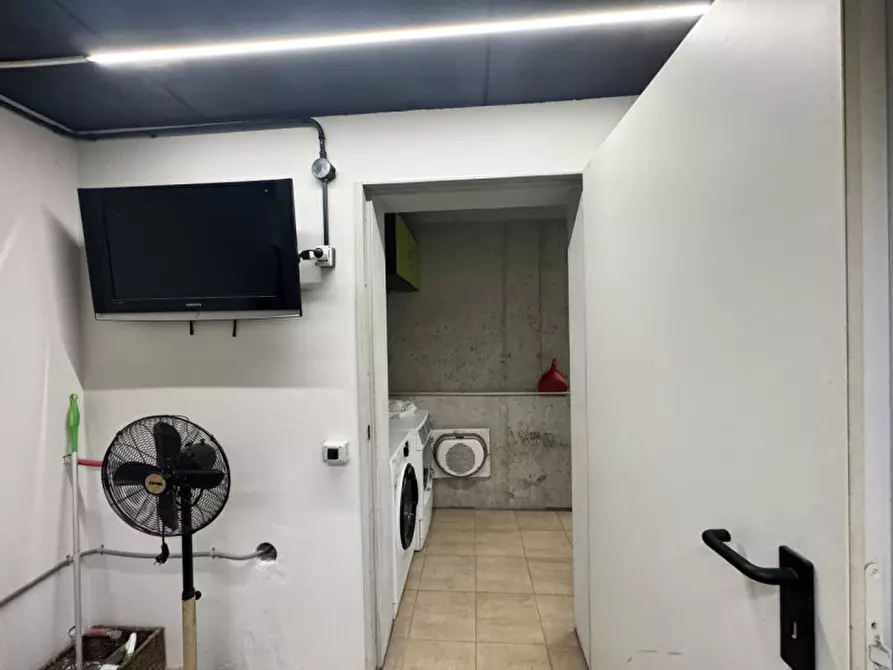 Immagine 29 di Appartamento in vendita  a Brescia