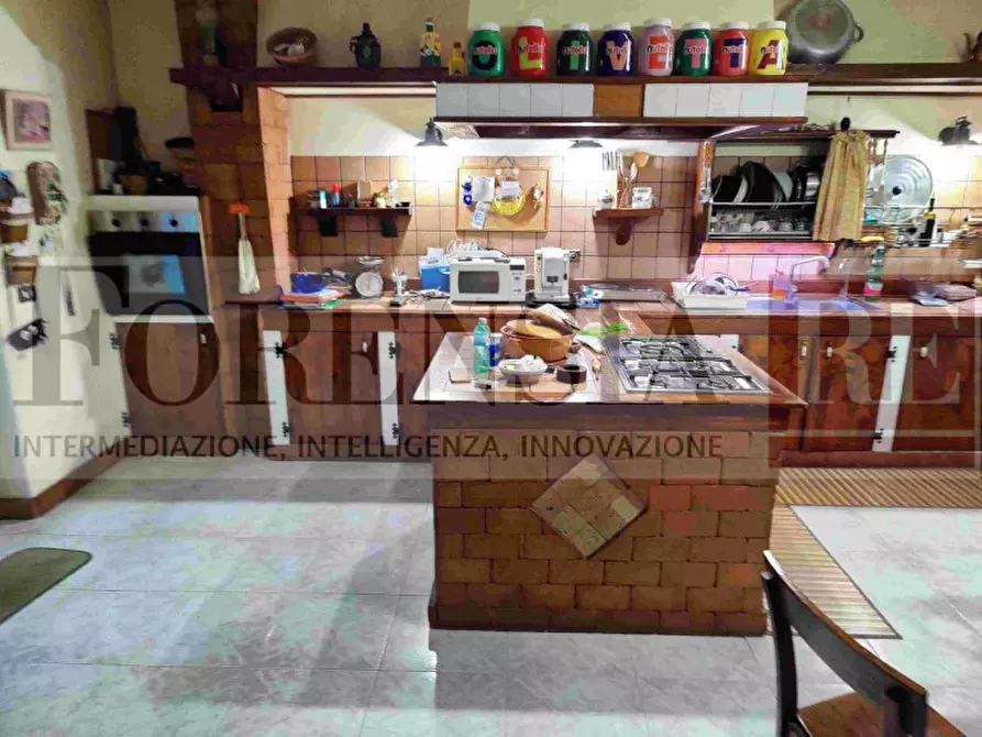 Immagine 2 di Villa in vendita  in Viale dei Pini Nord, 7A a Giugliano In Campania