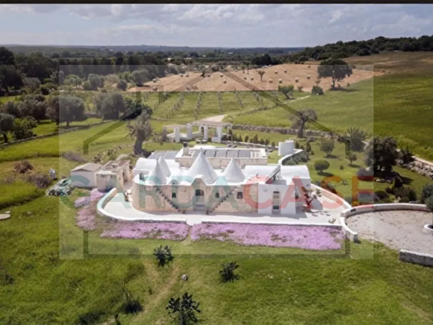 Immagine 1 di Villa in vendita  in Contrada Paradiso a Ostuni