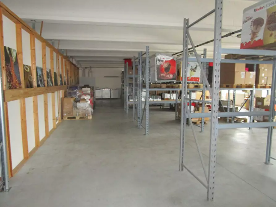Immagine 3 di Capannone industriale in vendita  in Viale del Lavoro a Vigonza
