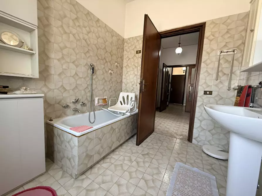 Immagine 20 di Appartamento in vendita  in Via Vittorio Veneto a Castel D'azzano