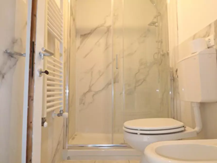 Immagine 8 di Appartamento in vendita  in Via Trieste a Montevarchi