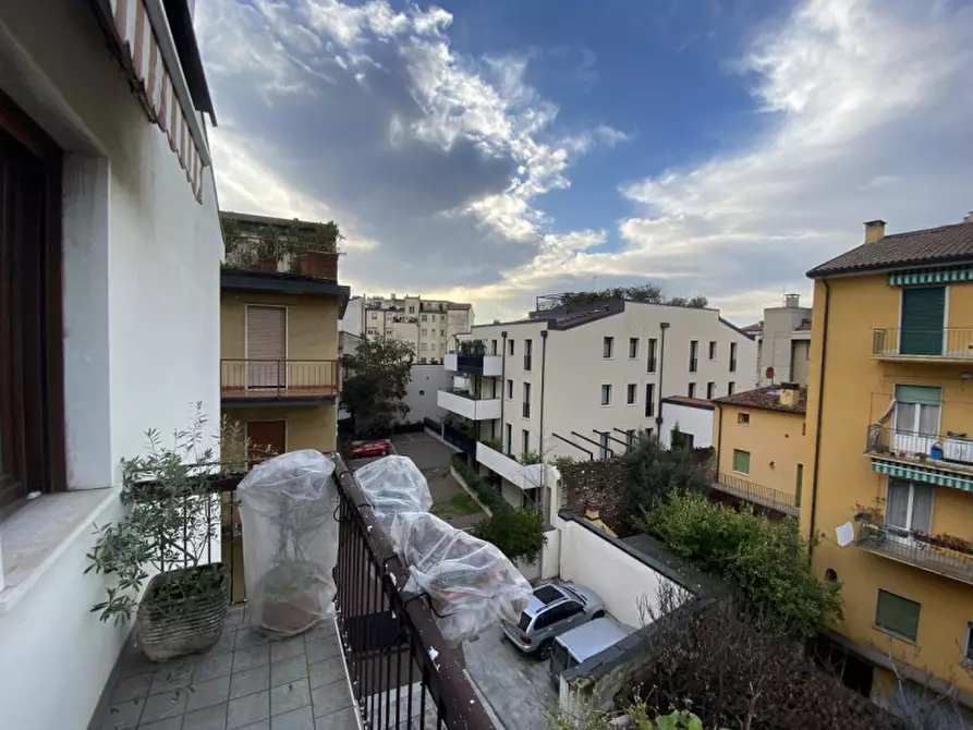 Immagine 2 di Appartamento in vendita  in Via Guglielmo Marconi a Verona