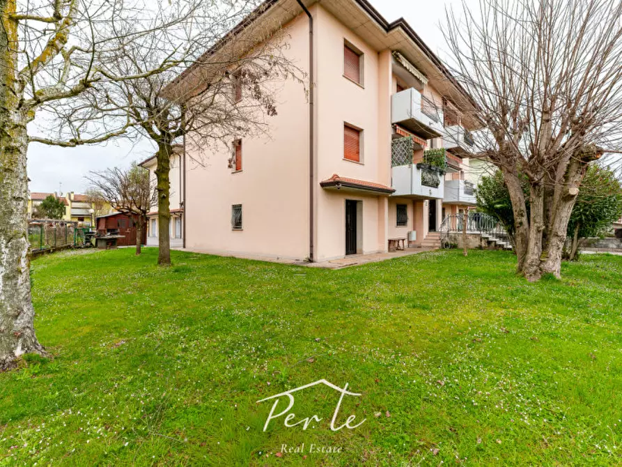 Immagine 9 di Appartamento in vendita  in via sforzi 14 a Curtatone