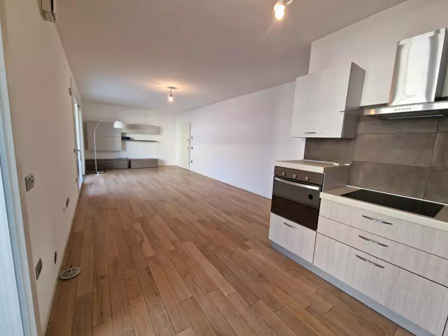 Immagine 5 di Appartamento in vendita  in Via Venticinque Aprile a Cadoneghe